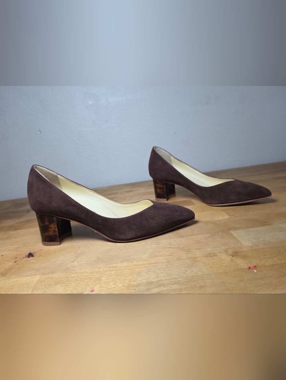 SARAH FLINT Chocolate Suede Perfect Emma Tortoise Block Heel Pump 34.5 4.5